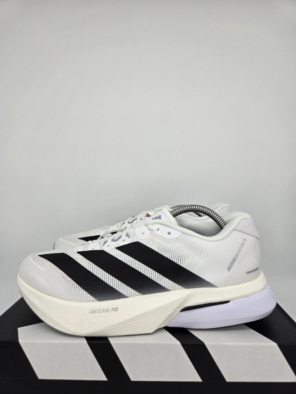 adidas Men's Adizero Boston 13 JS4939 White Black Dash Grey Shoes Size 10.5